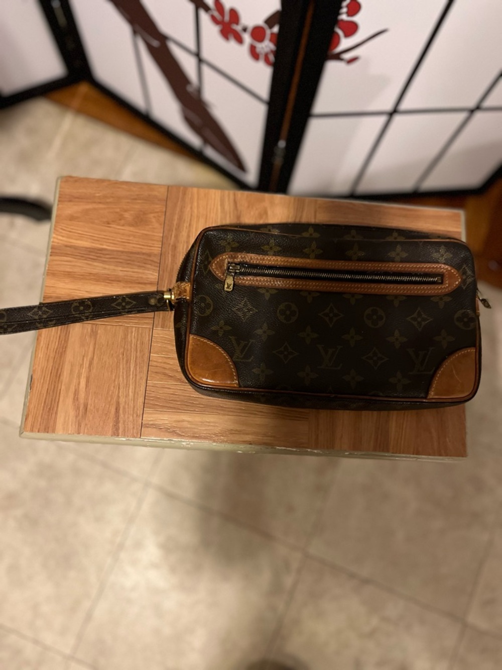 Louis Vuitton Brown Monogram Canvas Toiletry Pouch with Tan Trim - Picture 2 of 8